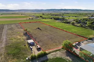 880 S 200 W, Nephi, UT 84648 - Photo 1