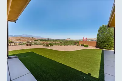 1947 E Riverbend Cir, Saint George, UT 84790 - Photo 3