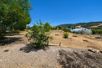 4550 N Pioneer Dr, Enoch, UT 84721 - Photo 47