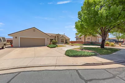 1025 S 375 St E, Ivins, UT 84738 - Photo 3