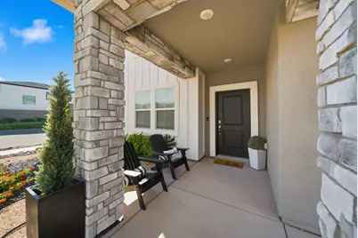 1556 S Star Springs Dr, Washington, UT 84780 - Photo 3