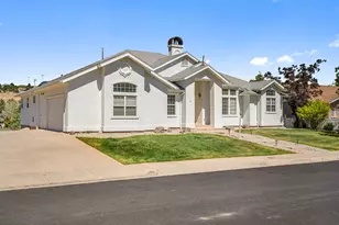 714 S St James Pl, Cedar City, UT 84720 - Photo 1