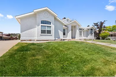 714 S Saint James Place, Cedar City, UT 84720 - Photo 3