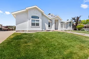 714 S St James Pl, Cedar City, UT 84720 - Photo 3