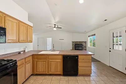 4510 N Half Mile Rd, Enoch, UT 84721 - Photo 13