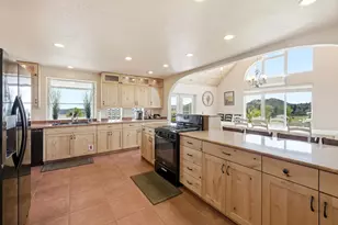 75 N 200 E St, Alton, UT 84710 - Photo 19