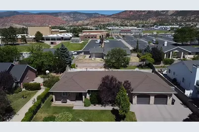 723 S St. James Place, Cedar City, UT 84720 - Photo 3