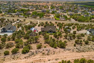 1015 S Westview Dr, Cedar City, UT 84720 - Photo 1