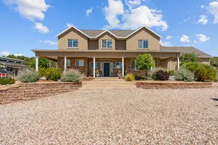 1015 S Westview Dr, Cedar City, UT 84720 - Photo 1