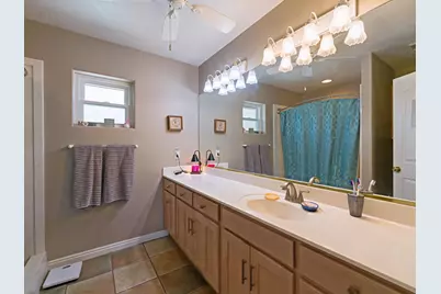397 S Center St, Enterprise, UT 84725 - Photo 21