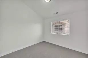 4209 E Torrey Pines Dr, Washington, UT 84780 - Photo 21