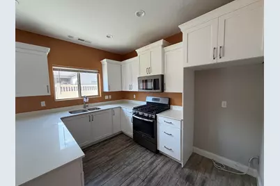1549 N Northfield Rd #3, Cedar City, UT 84721 - Photo 5