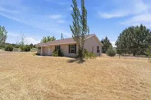 132 E Rex Layne Dr, Central, UT 84722 - Photo 31