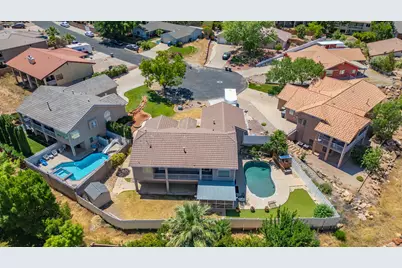 2201 S San Carlos Ct, Saint George, UT 84790 - Photo 29