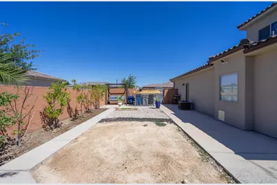 1758 E Yant Flat Dr, Saint George, UT 84790 - Photo 27