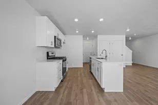2141 S Wolverine Way, Washington, UT 84780 - Photo 11