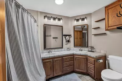 545 S Valley View Dr #82, Saint George, UT 84770 - Photo 13