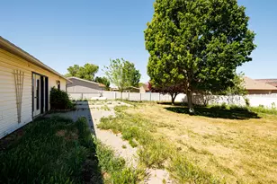 624 S Hillside Dr, Kanab, UT 84741 - Photo 35