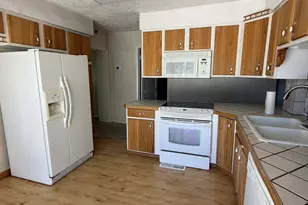 195 S 100 St E, Beaver, UT 84713 - Photo 5