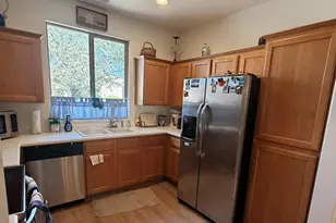 912 N Echo Ln, Washington, UT 84780 - Photo 3