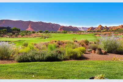 2255 N Tuweap Dr #9, Saint George, UT 84770 - Photo 51
