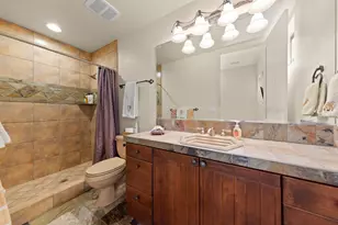 2255 N Tuweap Dr, Saint George, UT 84770 - Photo 31