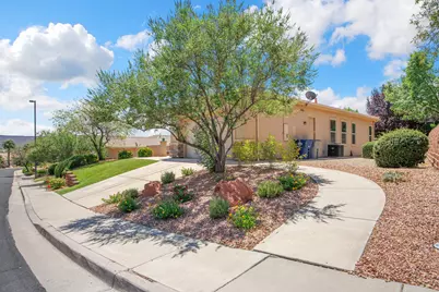 2581 W Desert Springs Rd, Saint George, UT 84770 - Photo 7