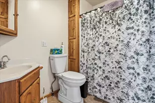 811 E Canyon Rd, Mayfield, UT 84643 - Photo 19
