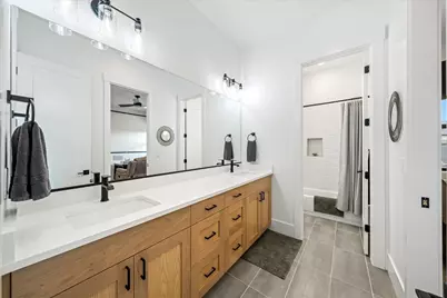 719 W Scenario St, Washington, UT 84780 - Photo 45