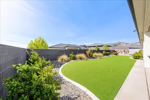 719 W Scenario St, Washington, UT 84780 - Photo 59