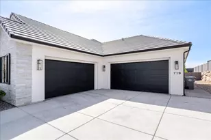 719 W Scenario St, Washington, UT 84780 - Photo 3