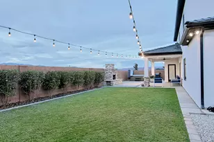 1957 E Honeycomb Dr, Saint George, UT 84790 - Photo 5