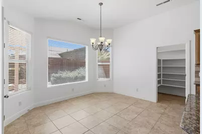 988 E Silver Falls Dr, Washington, UT 84780 - Photo 13