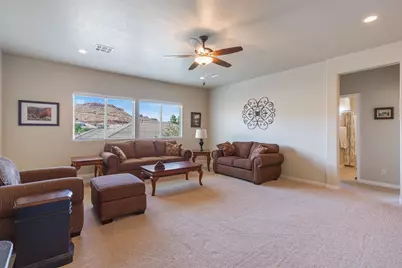 3270 S Laurelwood Cir, Saint George, UT 84790 - Photo 29