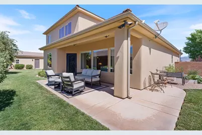 3270 S Laurelwood Cir, Saint George, UT 84790 - Photo 47