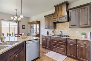 3270 S Laurelwood Circle, Saint George, UT 84790 - Photo 13