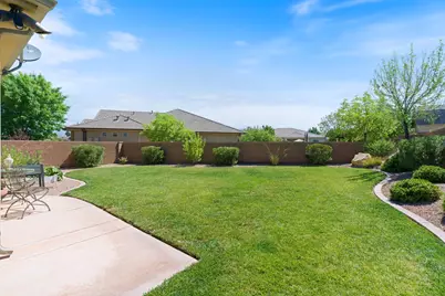 3270 S Laurelwood Cir, Saint George, UT 84790 - Photo 45