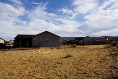1000 E Canyon Dr, Big Water, UT 84741 - Photo 21