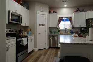 1000 E Canyon Dr, Big Water, UT 84741 - Photo 9