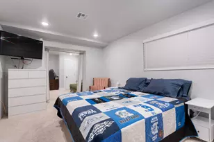 144 W 300 S St, Saint George, UT 84770 - Photo 17