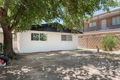 144 W 300 South St, Saint George, UT 84770 - Photo 35