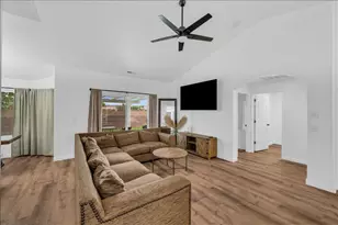 1305 E Riverside Dr, Saint George, UT 84790 - Photo 3