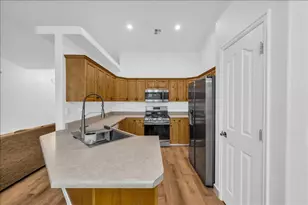 1305 E Riverside Dr, Saint George, UT 84790 - Photo 7