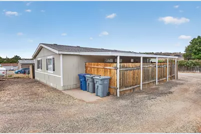 340 E Telegraph St, Washington, UT 84780 - Photo 27