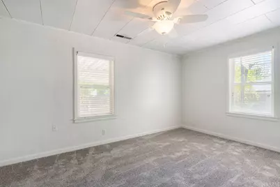 111 S 200 E, Saint George, UT 84770 - Photo 33