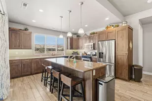 3800 Paradise Vlg Dr, Santa Clara, UT 84765 - Photo 15