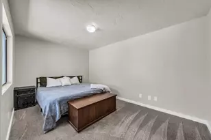 250 E 600 S, Saint George, UT 84770 - Photo 11