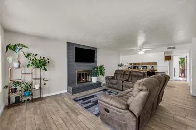 250 E 600 S #4, Saint George, UT 84770 - Photo 3