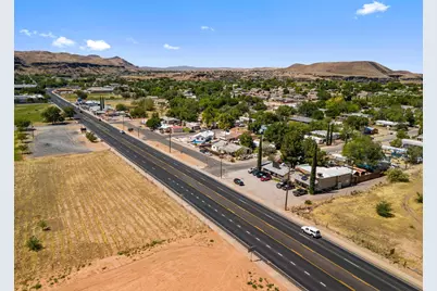 385 N State St, La Verkin, UT 84745 - Photo 29