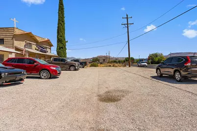 385 N State St, La Verkin, UT 84745 - Photo 17